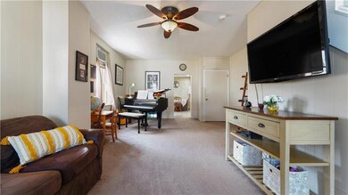 330 E Wall St, Bethlehem, PA 18018 - photo 2