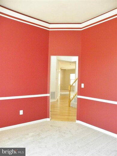 12024 Vantage Point Ct, Bristow, VA 20136 - photo 5