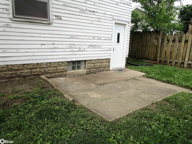 1406 River St, Iowa Falls, IA 50126 - photo 5