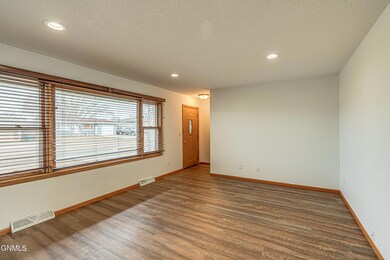 411S17thSt_0001