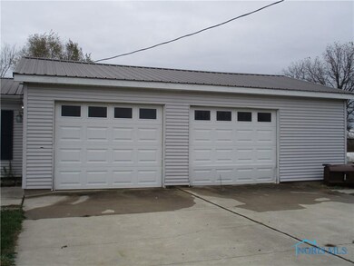 9463 W Kyle St, Mark Center, OH 43536 - photo 3