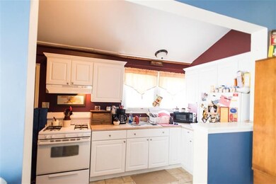 456 Oak Kitchen