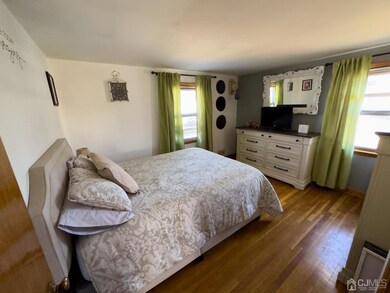 612 Edgeworth St, Middlesex, NJ 08846 - photo 5