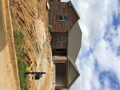 1532 Leesburg Ave, Springdale, AR 72764 - photo 2