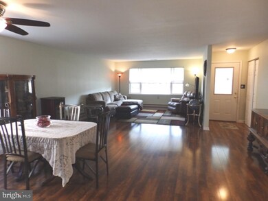 35 Dorchester Dr, Southampton, NJ 08088 - photo 4