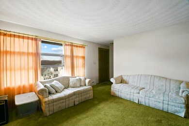 122 Orient St, Worcester, MA 01604 - photo 2