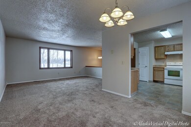 Dining/Kitchen