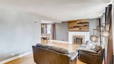 1359 Portsmouth Ave, Westchester, IL 60154 - photo 4