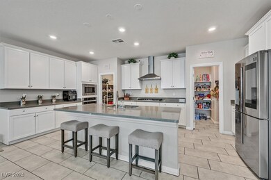 Double entry pantry!