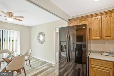 12408 Sandal Ln, Bowie, MD 20715 - photo 4