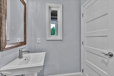 07-11814 Spectacular View Ln-7