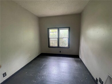 1111 N Park Ave, Shawnee, OK 74801 - photo 5