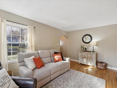 3533 27th Place, Des Moines, IA 50310 - photo 7