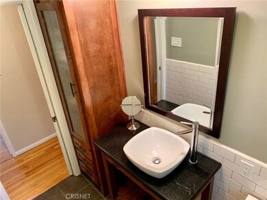 22031 Lopez St, Woodland Hills, CA 91364 - photo 5