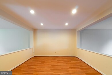 2314 Yvonnes Way, Dunn Loring, VA 22027 - photo 6