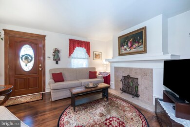 27 E Rively Ave, Aldan, PA 19018 - photo 5