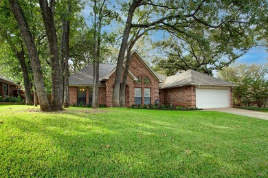 1300 Donna Ln, Bedford, TX 76022 - photo 3