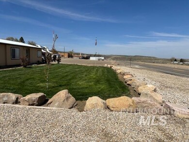 17052 Pershall St, Murphy, ID 83650 - photo 5