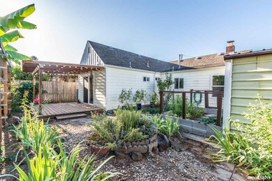 1340 15th Ave SW, Albany, OR 97321 - photo 2