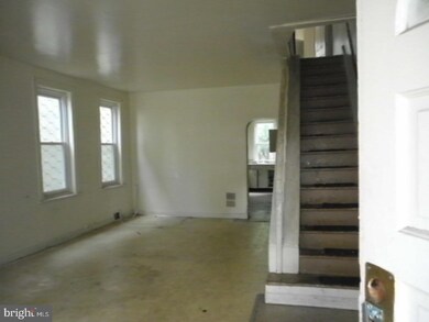31 N 24th St, Camden, NJ 08105 - photo 4