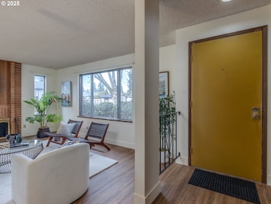 865 NE 90th Ave, Portland, OR 97220 - photo 3