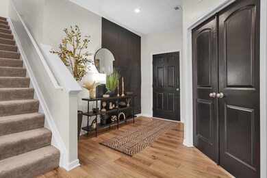 Foyer / Entryway