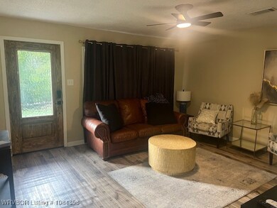 210 N 18th St, van Buren, AR 72956 - photo 4