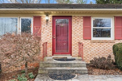 75 Sharon St, Harrisonburg, VA 22801 - photo 4