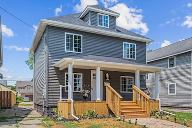 2-web-or-mls-225 S Grand Ave-102