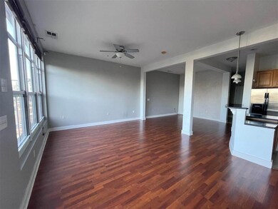 3 Greenwich Dr unit 89, Jersey City, NJ 07305 - photo 6