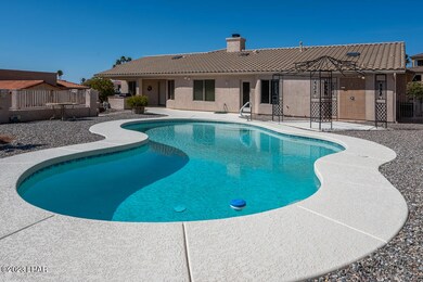 CAPERON-27120CasperDr-31