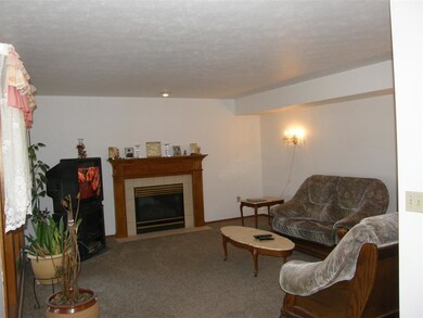 15627 N Sycamore St, Mead, WA 99021 - photo 2