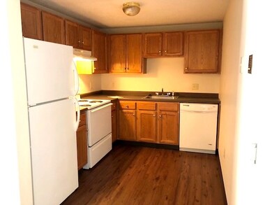 96 Powers St unit 204, Milford, NH 03055 - photo 5