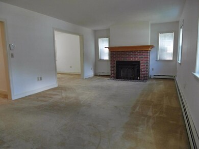 4 Lupine Ct unit 4, Yarmouth, ME 04096 - photo 4