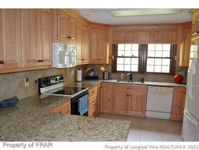 2538 N Edgewater Dr, Fayetteville, NC 28303 - photo 7