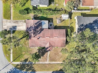 4146 Weber Ln E, Jacksonville, FL 32207 - photo 3