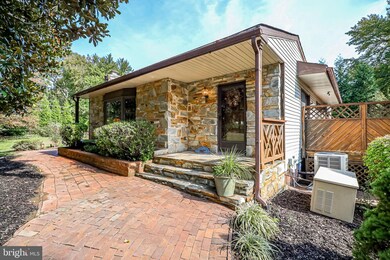 7801 Lee Ave, Alexandria, VA 22308 - photo 2