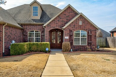 5719 Ashbrook Dr, Bartlesville, OK 74006 - photo 2