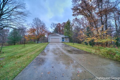 3340 Sarah Circle (2 of 43)