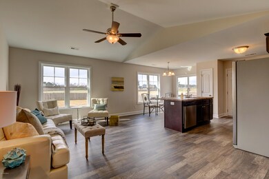 304 Starky Rd Richlands NC-print-005-17-