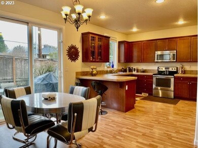 Kitchen/Outside
