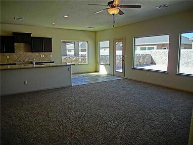 473 Cedarwood Ave, Horizon City, TX 79928 - photo 3