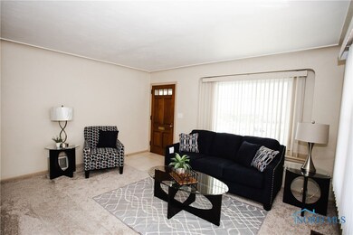 2252 Georgetown Ave, Toledo, OH 43613 - photo 4