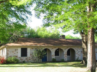 617 Pam Dr, Tyler, TX 75703 - photo 2