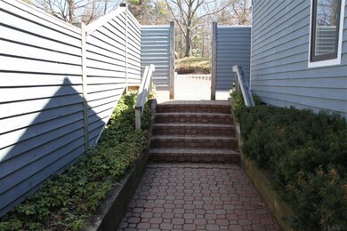 5 S Collins Terrace, Saratoga Springs, NY 12866 - photo 2