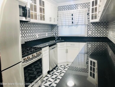 59 Thomas St unit 2, Staten Island, NY 10306 - photo 2