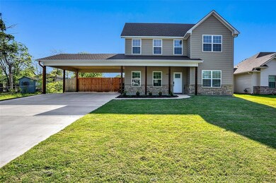 305 S Magnolia St, Pottsboro, TX 75076 - photo 2