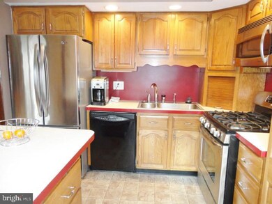 305 Woods Ln, Somerdale, NJ 08083 - photo 4