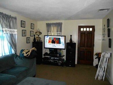 112 Prudence Ave, Providence, RI 02909 - photo 5