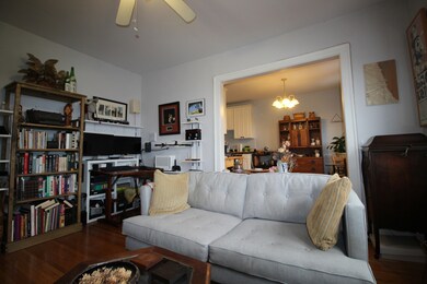 2019 W Argyle St unit 3W, Chicago, IL 60625 - photo 7